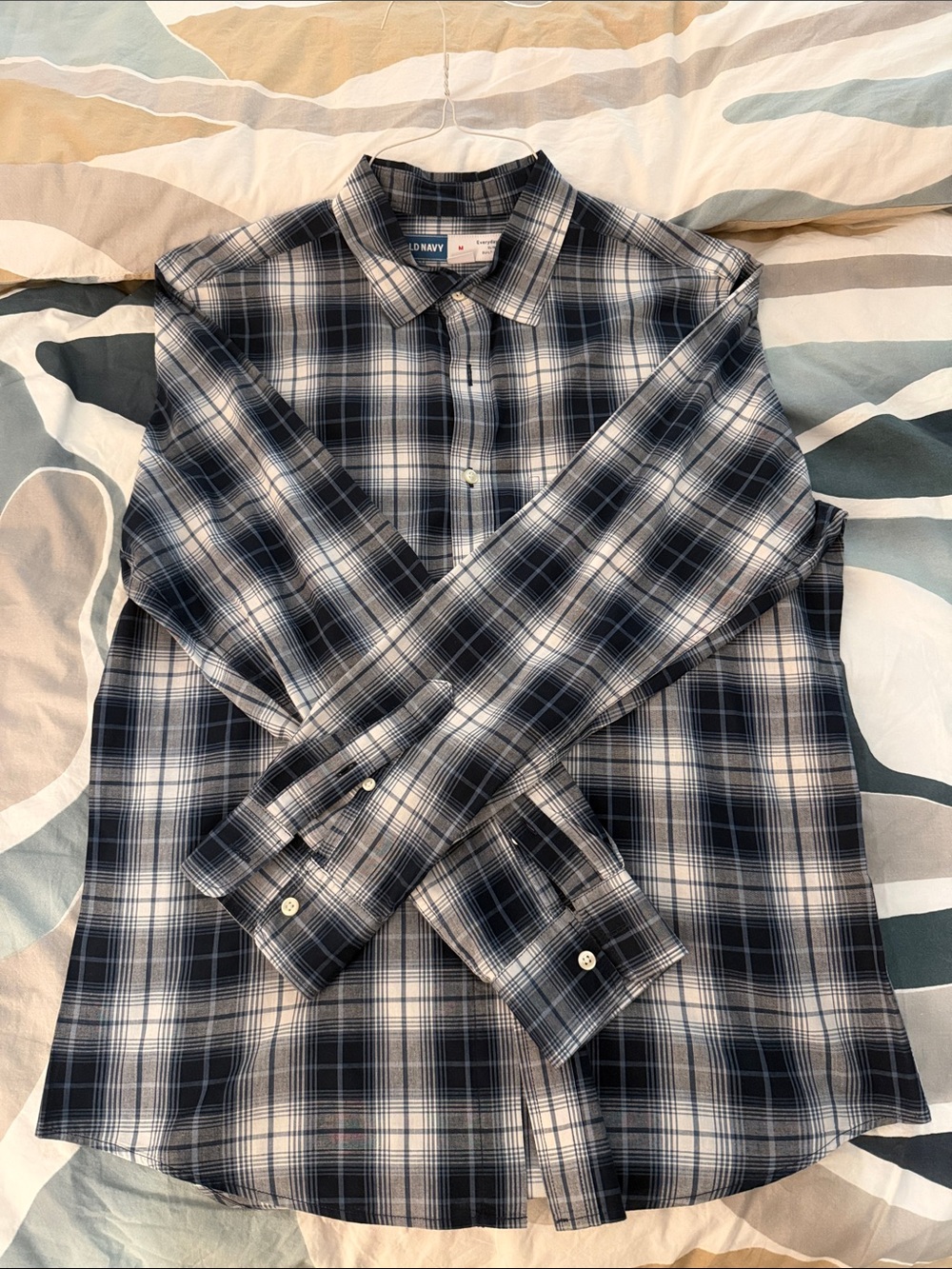 Old Navy Men's Navy and White Plaid Button-Down Shirt